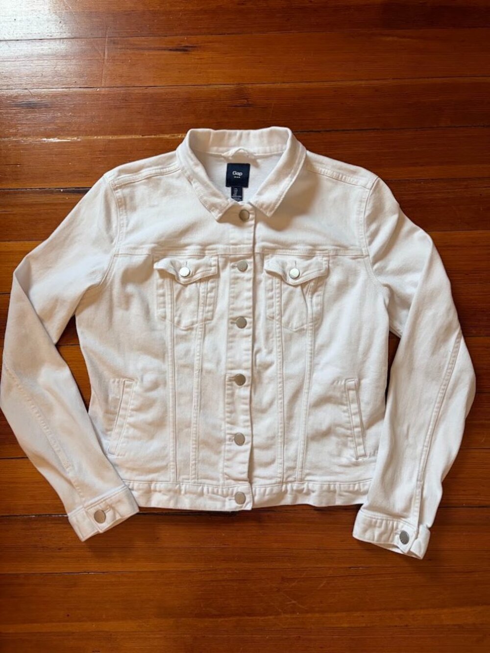 GAP 1969 Vintage-Inspired White Denim Jean Jacket | White | Great condition!